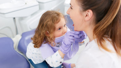 Photo of Dişlerini fırçalaması için teşvik edin