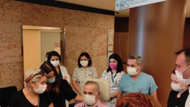 Photo of Bambaşka bir dünyaya uyandı: Neden herkes maskeli?